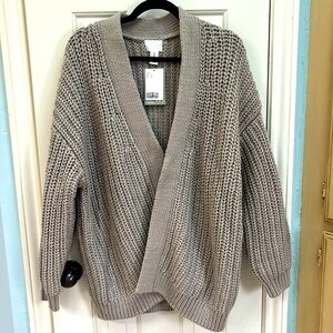 NWT H&M knit sweater size large